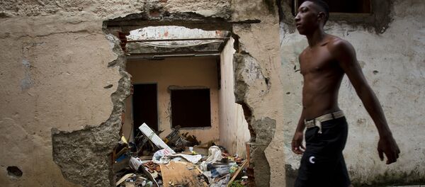 Decenas de miles de familias desplazadas por las obras en Río Decenas de miles de familias desplazadas por las obras en Río - Sputnik Mundo