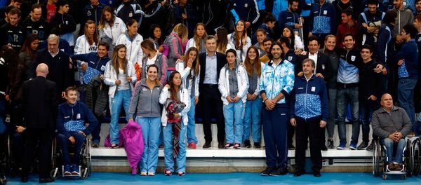 Mauricio Macri y equipo olímpico de Argentina - Sputnik Mundo