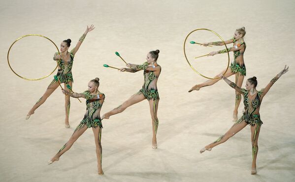 Las hermosas gimnastas de Rusia - Sputnik Mundo