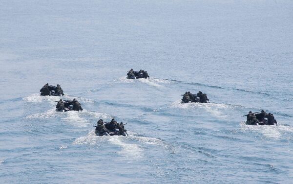Ejercicios militares en la zona tropical del Chapare en el departamento de Cochabamba, Bolivia - Sputnik Mundo