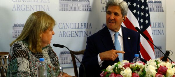 John Kerry, el secretario de Estado de EEUU y Susana Malcorra, la canciller argentina - Sputnik Mundo
