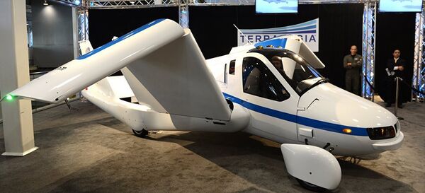 Un coche volador - Sputnik Mundo