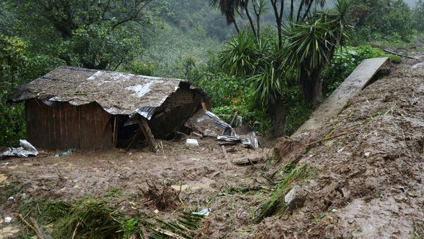 Las consecuencias de la tormenta tropical Earl - Sputnik Mundo