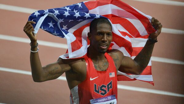 Michael Tinsley después de la carrera final en los 400 metros con vallas para hombres en el Campeonato Mundial de Atletismo de Moscú 2012 - Sputnik Mundo