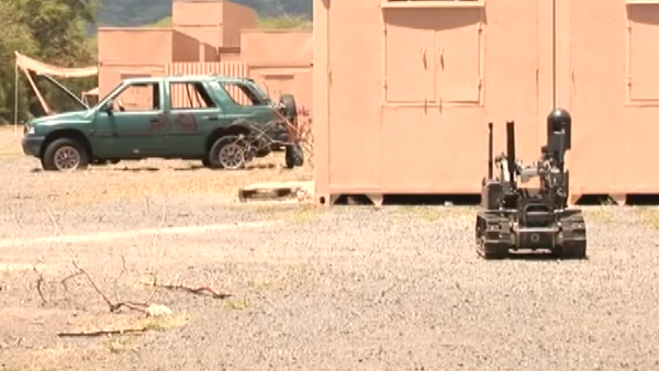 EEUU ensaya su nuevo robot de combate - Sputnik Mundo