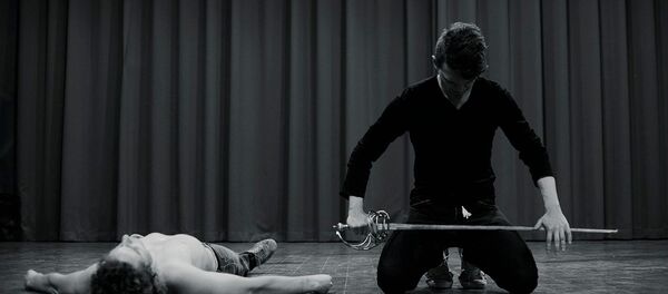 Romeo y Julieta, en los parques de Moscú - Sputnik Mundo