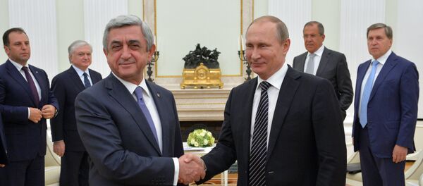 El presidente de Armenia, Serzh Sargsián, y el presidente de Rusia, Vladímir Putin - Sputnik Mundo