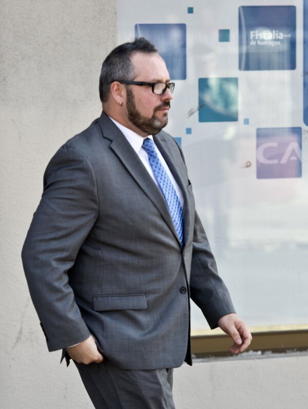 Sebastian Davalos, hijo de Michelle Bachelet - Sputnik Mundo