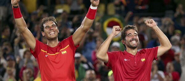 Rafael Nadal y Marc López, tenistas españoles - Sputnik Mundo