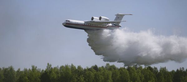 Aeronave anfibia Be-200ChS - Sputnik Mundo