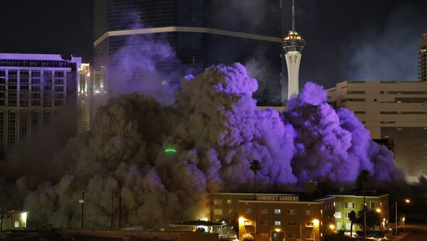 La demolición del casino Riviera - Sputnik Mundo