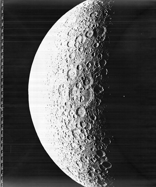 Los diversos 'looks' de la Luna, en imágenes - Sputnik Mundo