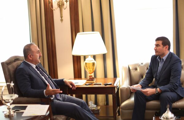 La entrevista con Mevlut Cavusoglu, el ministro de Exteriores de Turquía - Sputnik Mundo