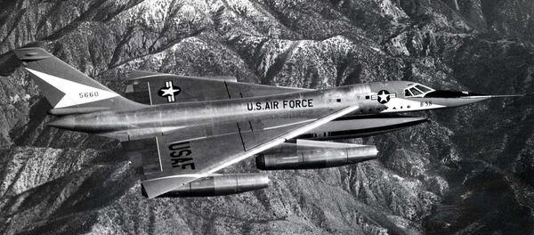 Bombardero estadounidense B-58 Hustler - Sputnik Mundo