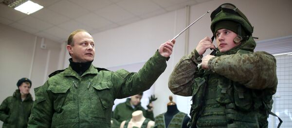 Equipamiento del 'soldado del futuro' Rátnik (archivo) - Sputnik Mundo