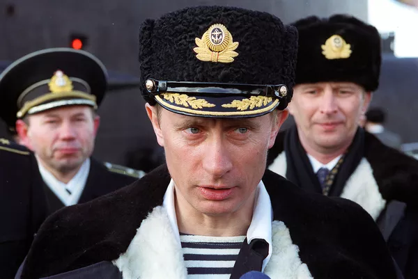 Putin en telnyashka Putin en telnyashka - Sputnik Mundo