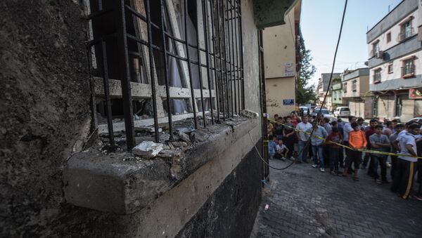 El lugar de atentado en Gaziantep - Sputnik Mundo