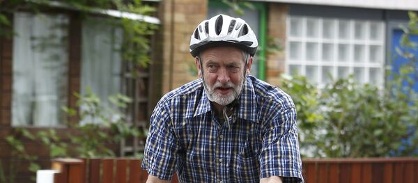 Jeremy Corbyn, líder laborista británico - Sputnik Mundo