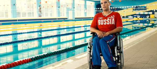 Dmitri Kokárev, nadador ruso paralímpico - Sputnik Mundo
