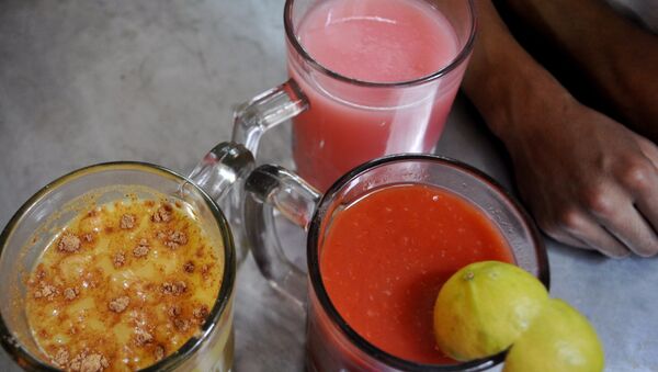 Pulque de avena, de guava y de tomate - Sputnik Mundo