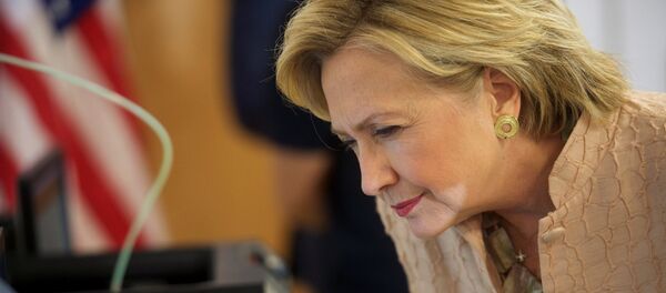 Hillary Clinton admite en correos filtrados que Catar y Arabia Saudí apoyan a Daesh - Sputnik Mundo