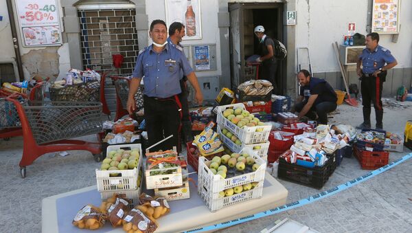 Ayuda para las víctimas del terremoto - Sputnik Mundo