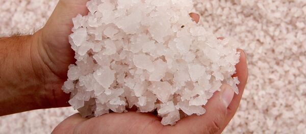 Mineral 'curativo' serbio, envenenado por el uranio de la OTAN - Sputnik Mundo