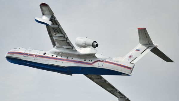 Avión anfibio ruso Beriev Be-200 Avión anfibio ruso Beriev Be-200 - Sputnik Mundo