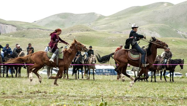 La competición en caballo - Sputnik Mundo