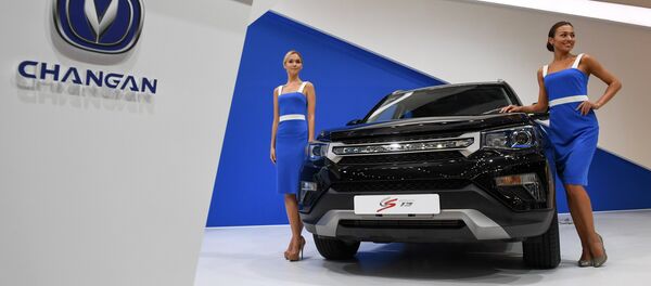 Sorpresas y novedades en el Salón Internacional del Automóvil de Moscú 2016 - Sputnik Mundo