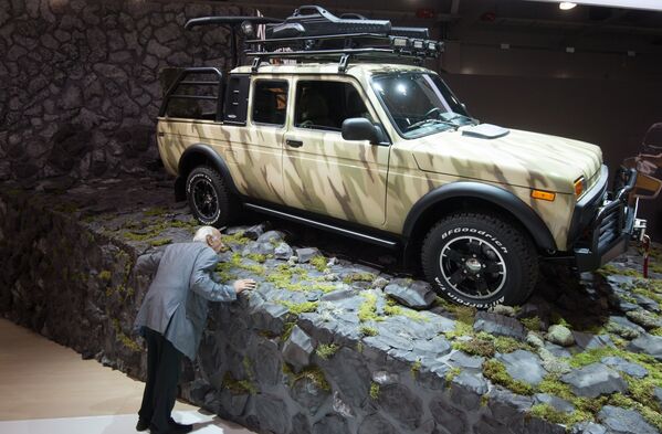 Sorpresas y novedades en el Salón Internacional del Automóvil de Moscú 2016 - Sputnik Mundo