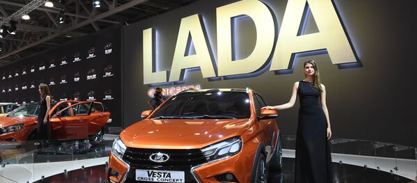 Lada Vesta, coche de la producción rusa Lada Vesta, coche de la producción rusa - Sputnik Mundo