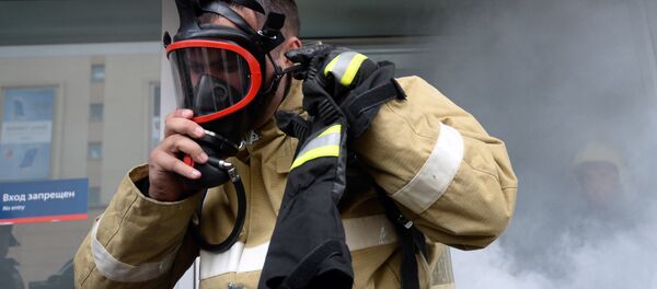 El bombero ruso (archivo) - Sputnik Mundo