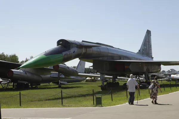 El avión T-4 El avión T-4 - Sputnik Mundo