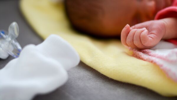 Новорожденный - Sputnik Mundo