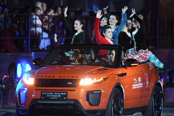 Moscú inaugura el festival internacional de orquestas militares Spasskaya Bashnia - Sputnik Mundo