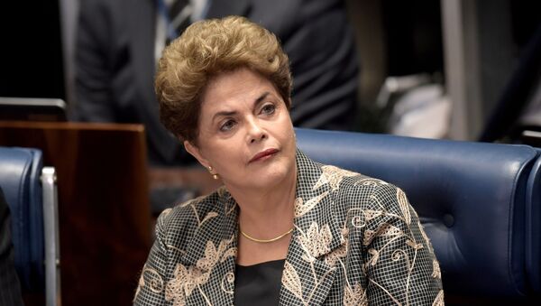 La presidenta suspendida de Brasil, Dilma Rousseff, durante su defensa en el Senado del país - Sputnik Mundo