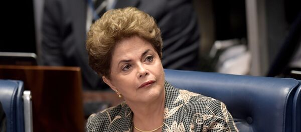 La presidenta suspendida de Brasil, Dilma Rousseff, durante su defensa en el Senado del país - Sputnik Mundo