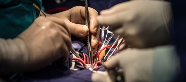 Una cirugía de corazón - Sputnik Mundo