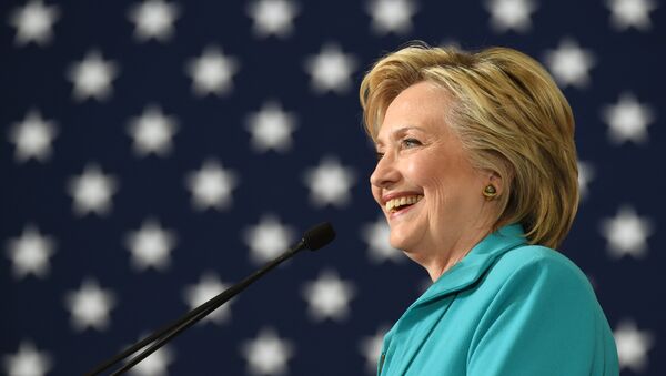 Democratic presidential candidate Hillary Clinton speaks at a campaign event in Reno, Nevada on August 25, 2016 - Sputnik Mundo