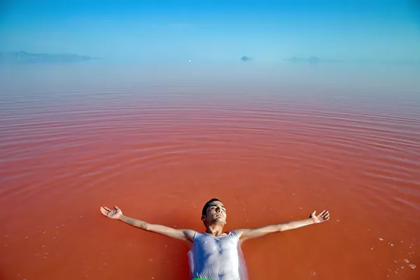 El fantástico lago rosado Urmía de Irán El fantástico lago rosado Urmía de Irán - Sputnik Mundo