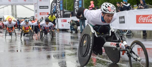 Благотворительный забег Бегущие сердца Благотворительный забег Бегущие сердца - Sputnik Mundo