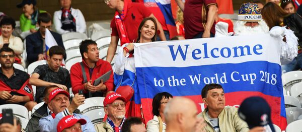 Hinchas rusos - Sputnik Mundo