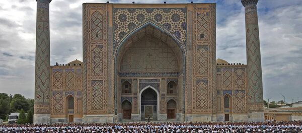 La ceremonía de despedida con el presidente Islám Karímov en Samarcanda, Uzbekistán - Sputnik Mundo