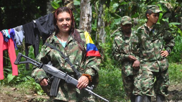 Guerrillera de las FARC - Sputnik Mundo