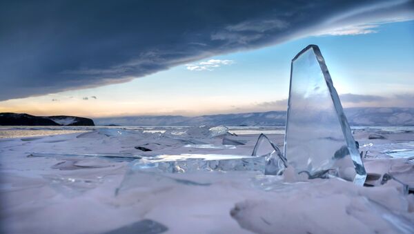 Estructuras de hielo en territorio ruso Estructuras de hielo en territorio ruso - Sputnik Mundo