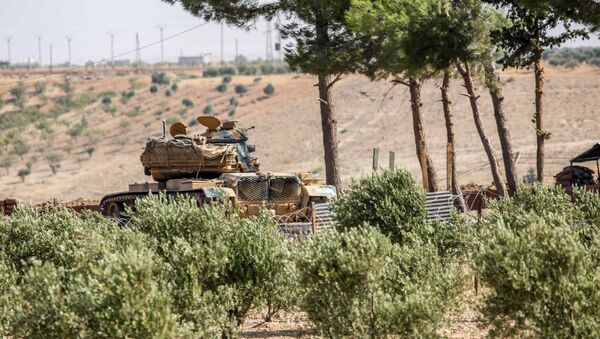 El tanque turco en la ciudad de Kilis, Turquía - Sputnik Mundo