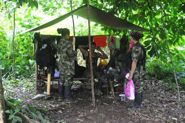 Guerrilleras de las FARC Guerrilleras de las FARC - Sputnik Mundo