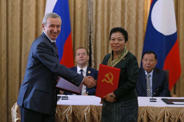 Firma de acuerdos entre Rusia y Laos - Sputnik Mundo