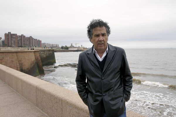 Hernán Rivera Letelier en Uruguay - Sputnik Mundo